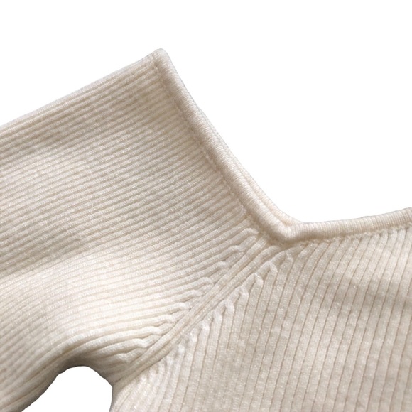 Middletone Cream Ribbed Knit Cut-out Shoulder Top - Picture 5 of 10